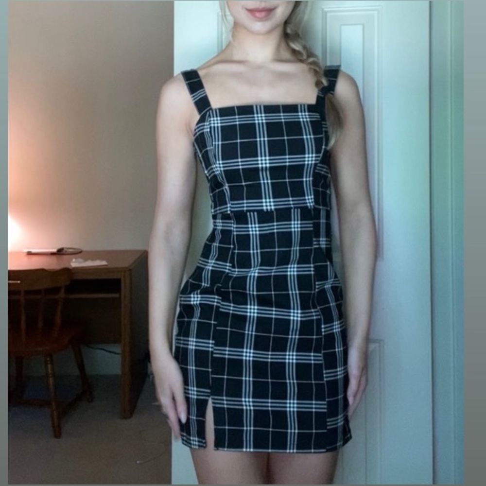 H&M Dresses H&M Divided Plaid Mini Dress